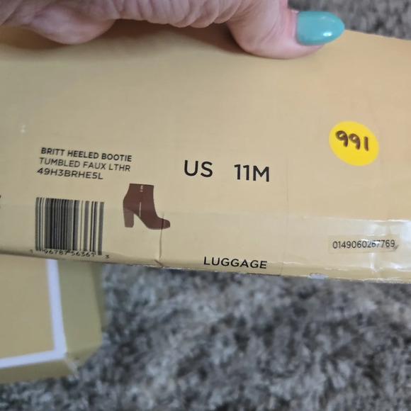 Michael Kors Britt Leather Ankle Booties Size 11 Luggage Color - Picture 3 of 12